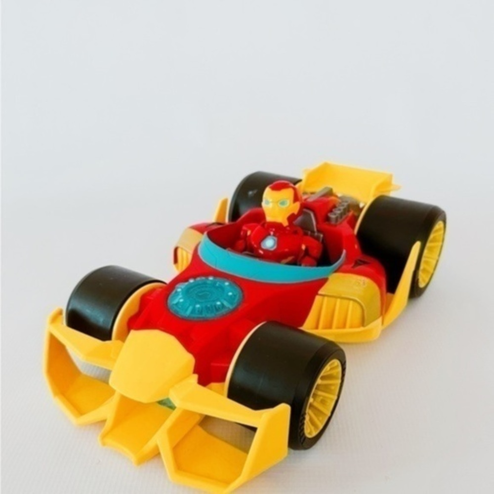 Playskool Heroes Marvel Super Hero Adventures Iron Man Speedster​​​